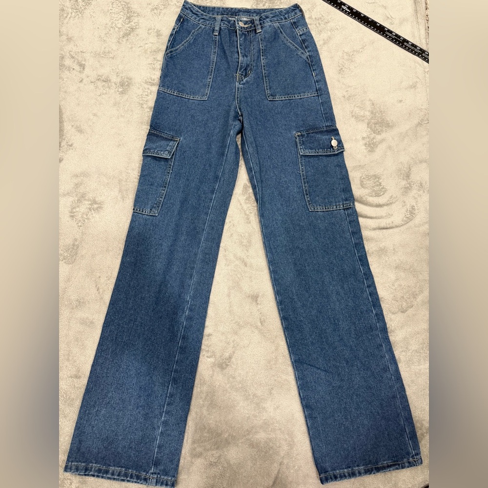 Shein Women's DAZY Flap Pocket Side Cargo Straight Leg Jeans Size XS (34)